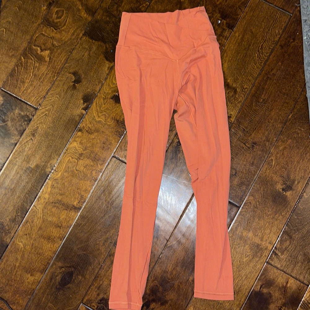 Aerie Crossover Real Me Leggings, size M, Length 7/8, and high rise.